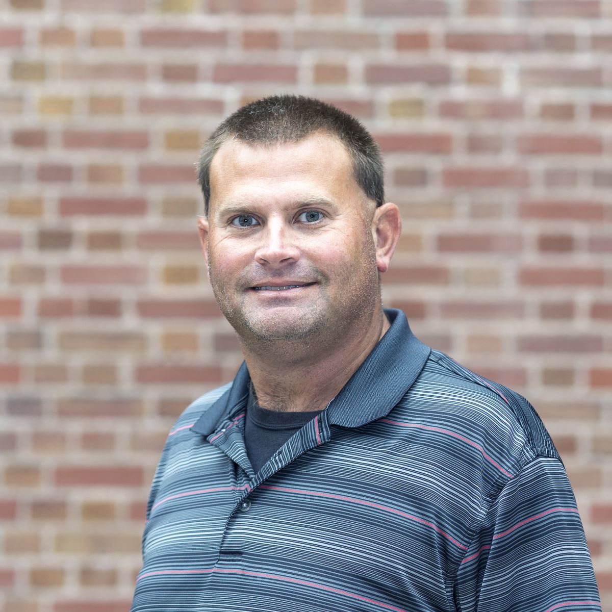Joe Hennen - Headshot